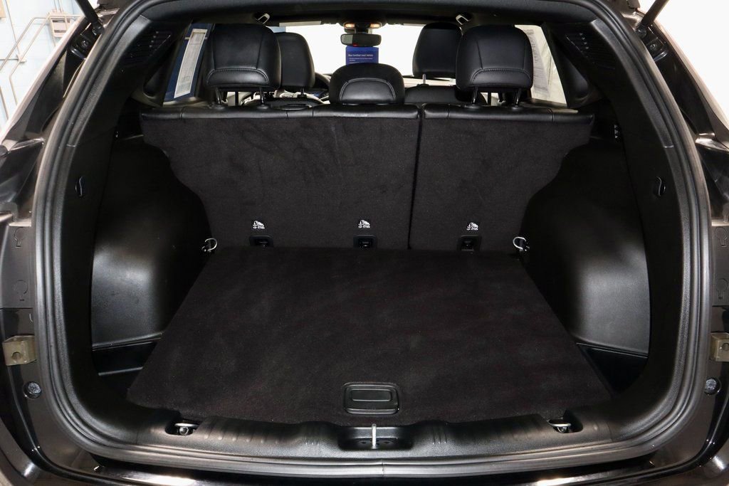 Used 2024 Jeep Compass Limited image 14