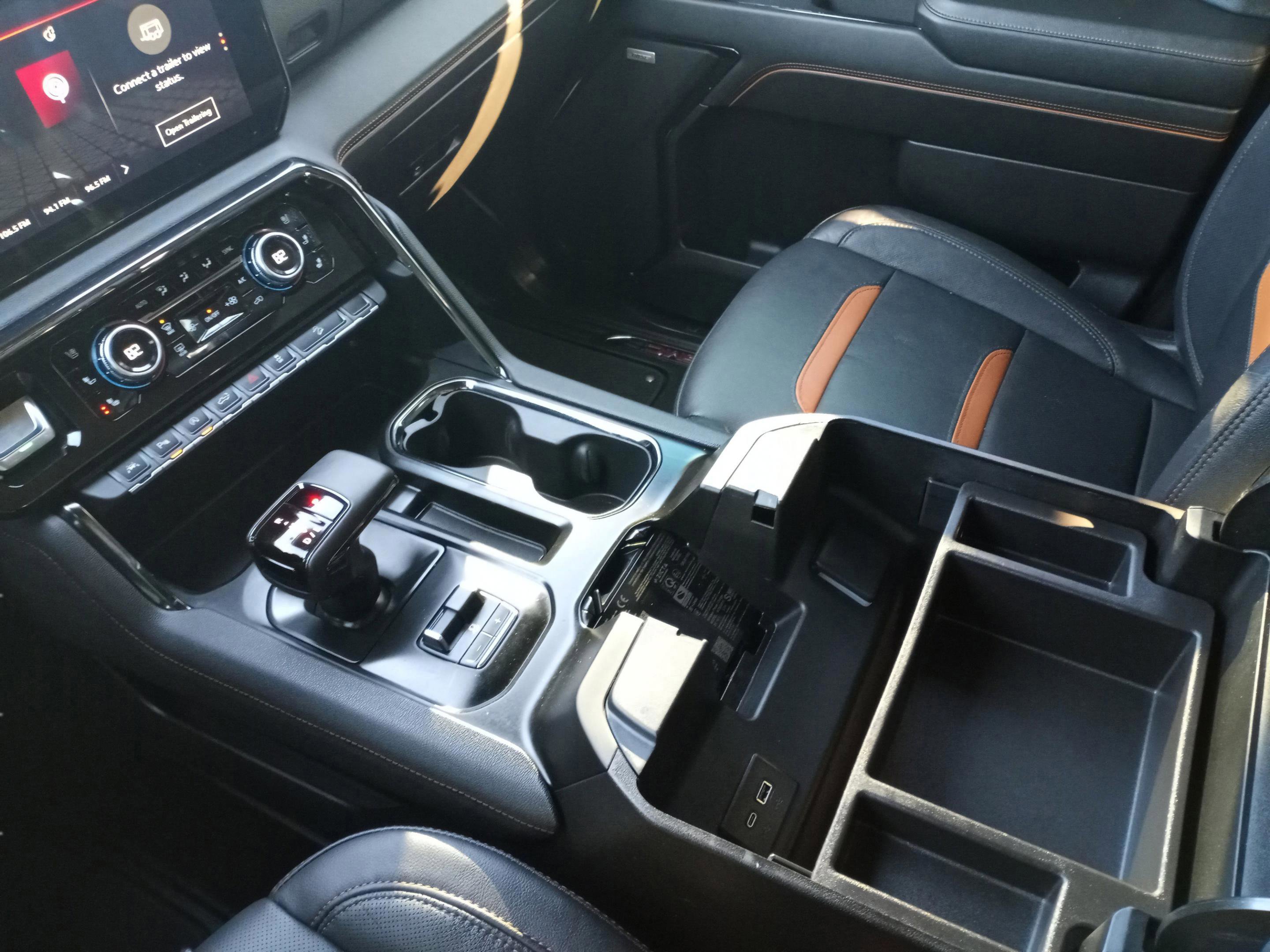 Used 2024 GMC Sierra 1500 AT4 w/ Technology Package image 20