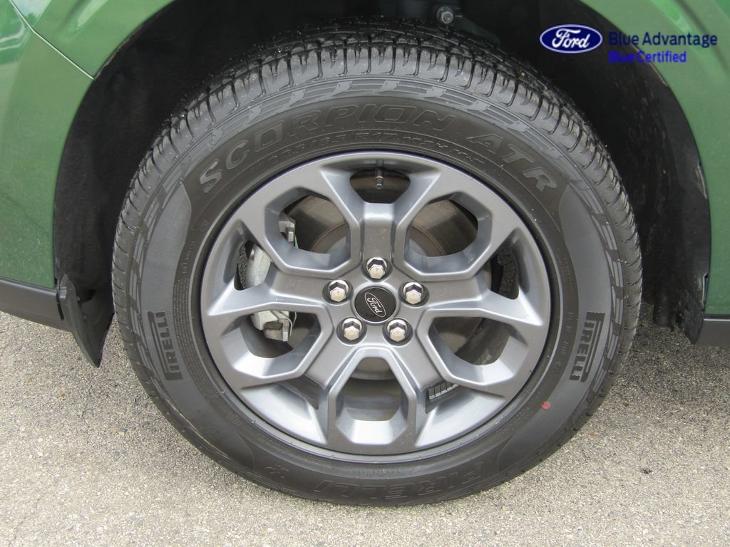 Certified 2025 Ford Maverick XLT w/ XLT Luxury Package AWD/4WD image 16