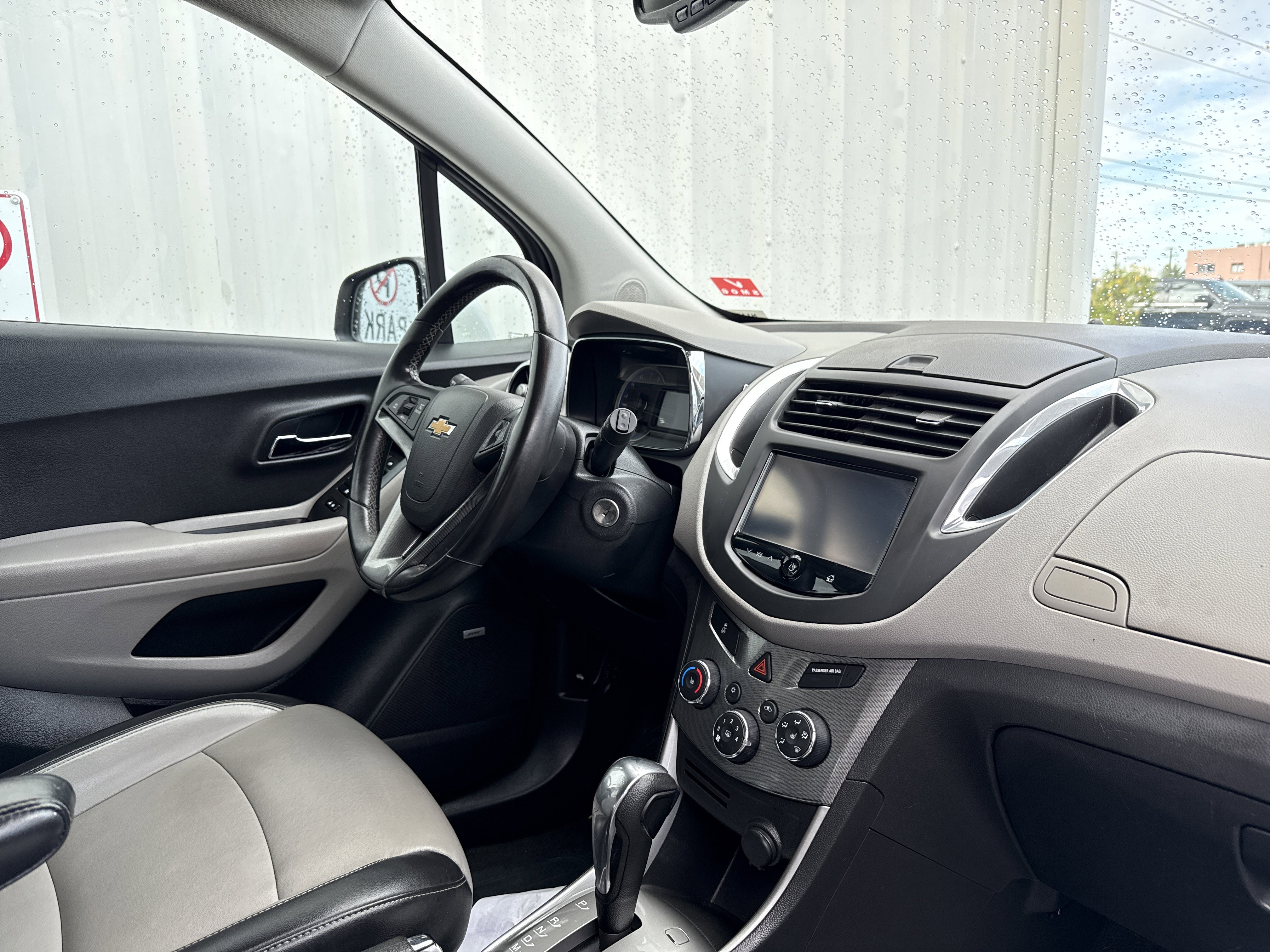 Used 2016 Chevrolet Trax LTZ w/ LPO, Cargo Package image 35