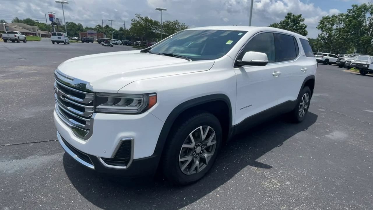 Used 2023 GMC Acadia SLE FWD image 4