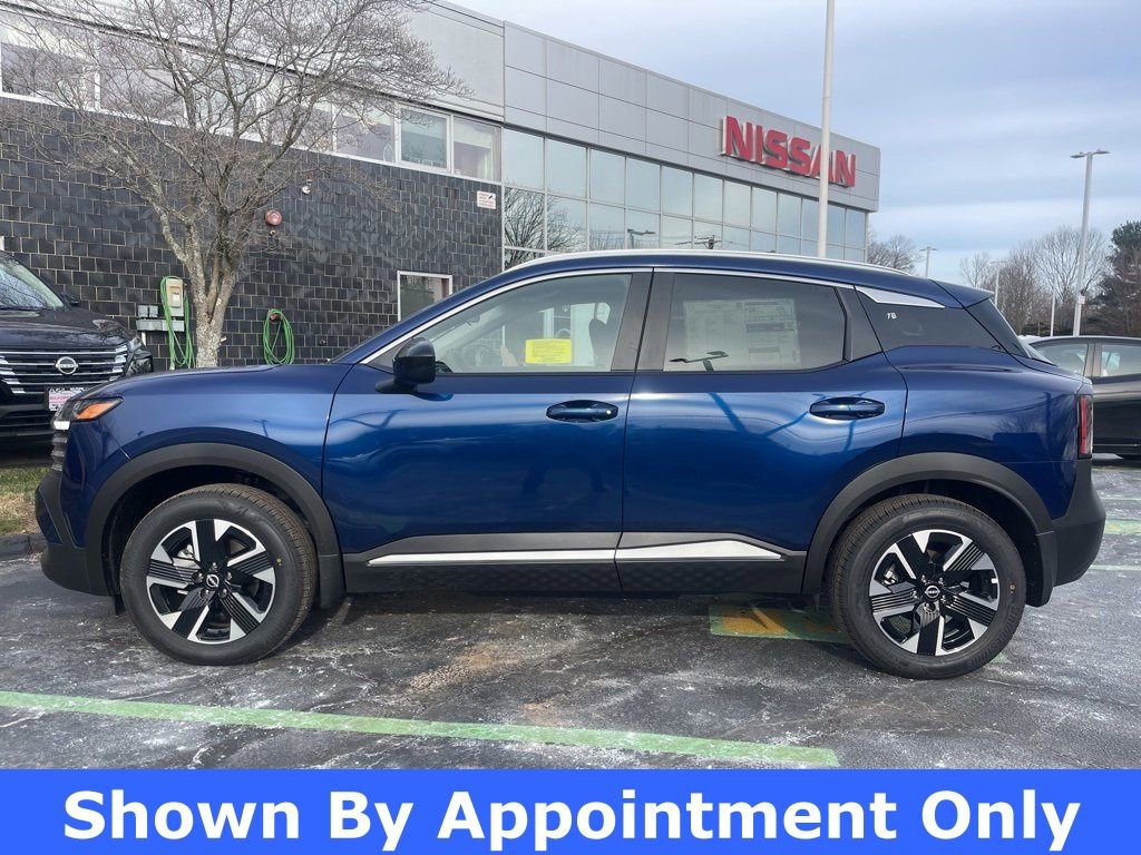 Used 2025 Nissan Kicks SV w/ SV Premium Package image 2