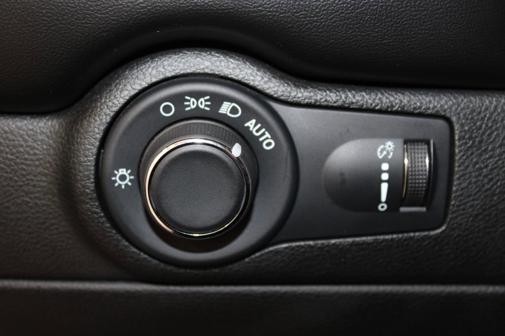 Used 2024 Dodge Durango GT image 51