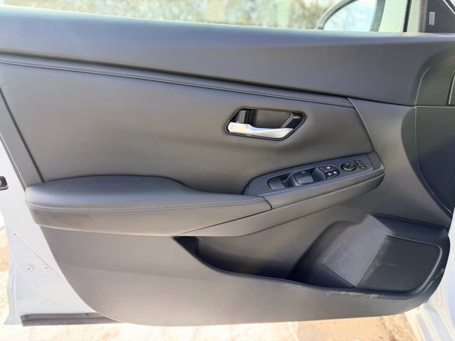 Used 2023 Nissan Sentra SV w/ All-Weather Package image 17