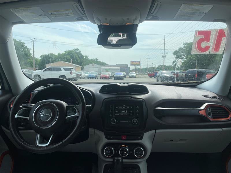 Used 2015 Jeep Renegade Limited AWD/4WD image 9