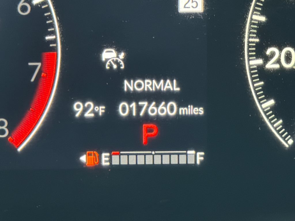 Used 2025 Honda HR-V LX image 23