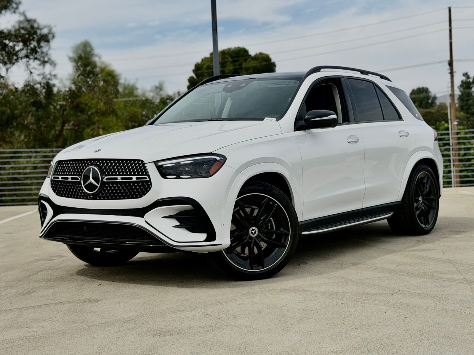 New 2026 Mercedes-Benz GLE 580 4MATIC image 2
