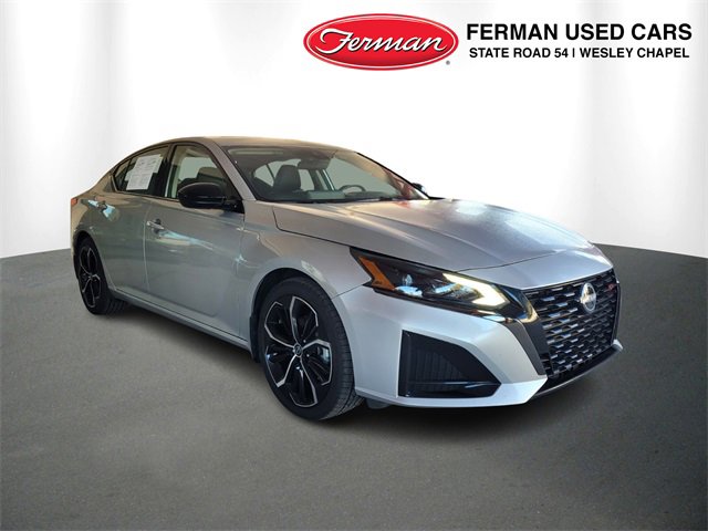 Used 2023 Nissan Altima 2.5 SR w/ SR Premium Package