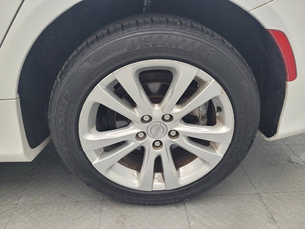 Used 2016 Chrysler 200 Limited Platinum image 31
