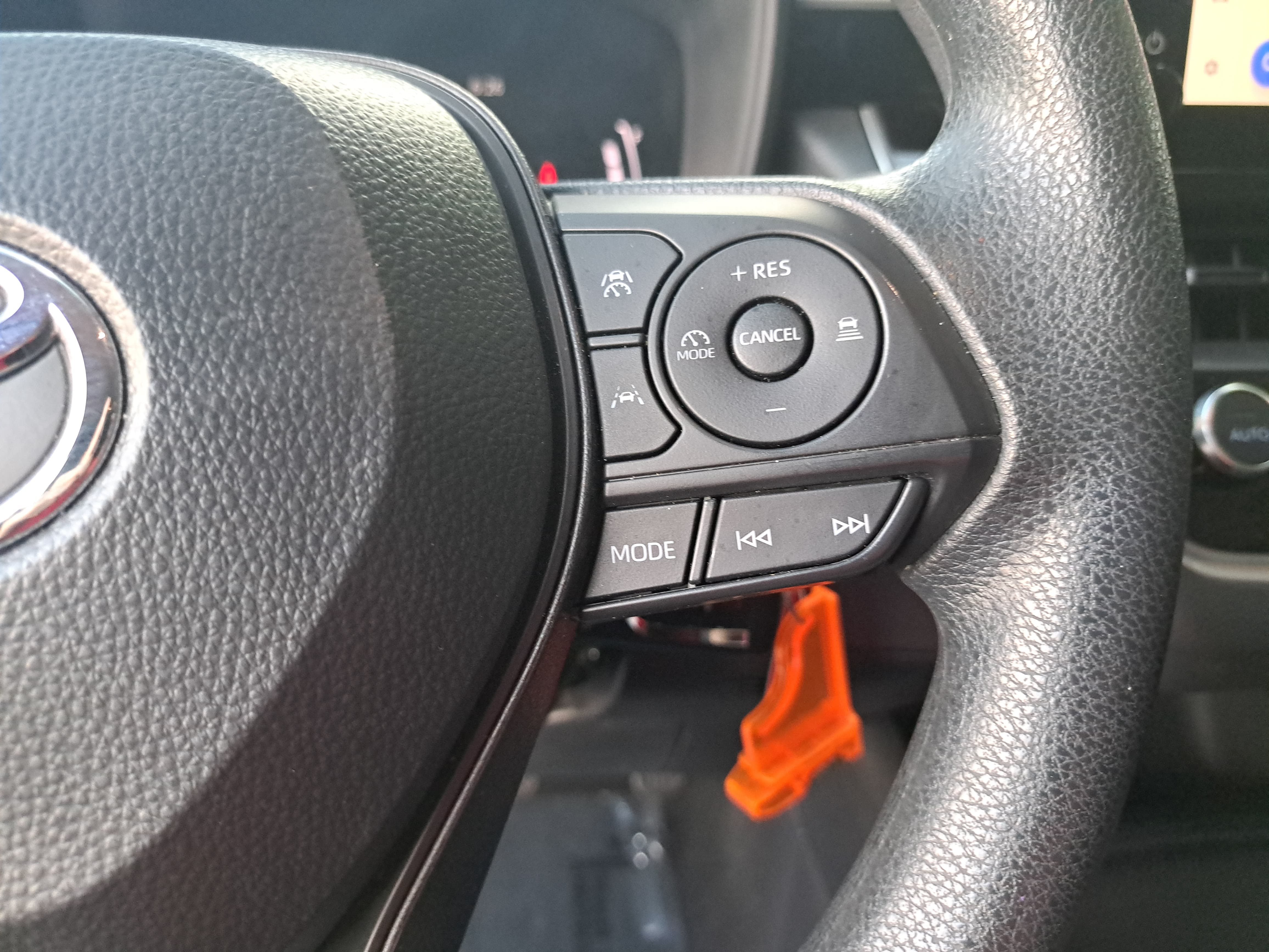 Used 2026 Toyota Corolla LE FWD image 17