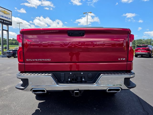 Used 2023 Chevrolet Silverado 1500 LTZ AWD/4WD image 3