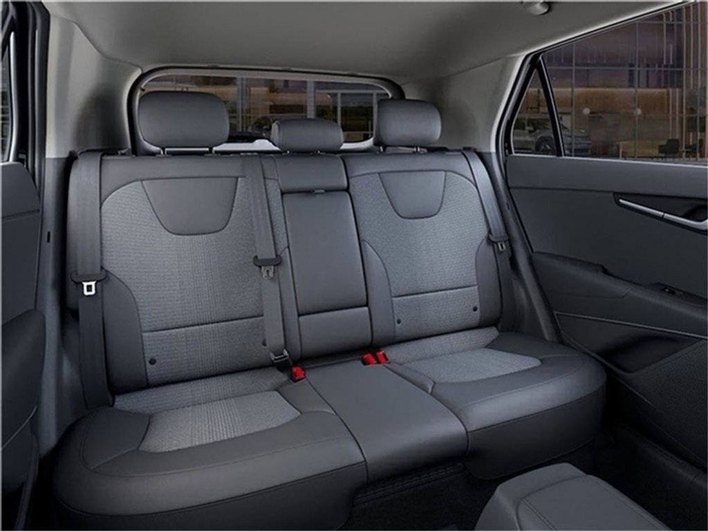 New 2025 Kia Niro EX image 16