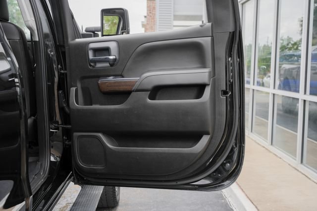 Used 2018 GMC Sierra 2500 Denali w/ Duramax Plus Package AWD/4WD image 38