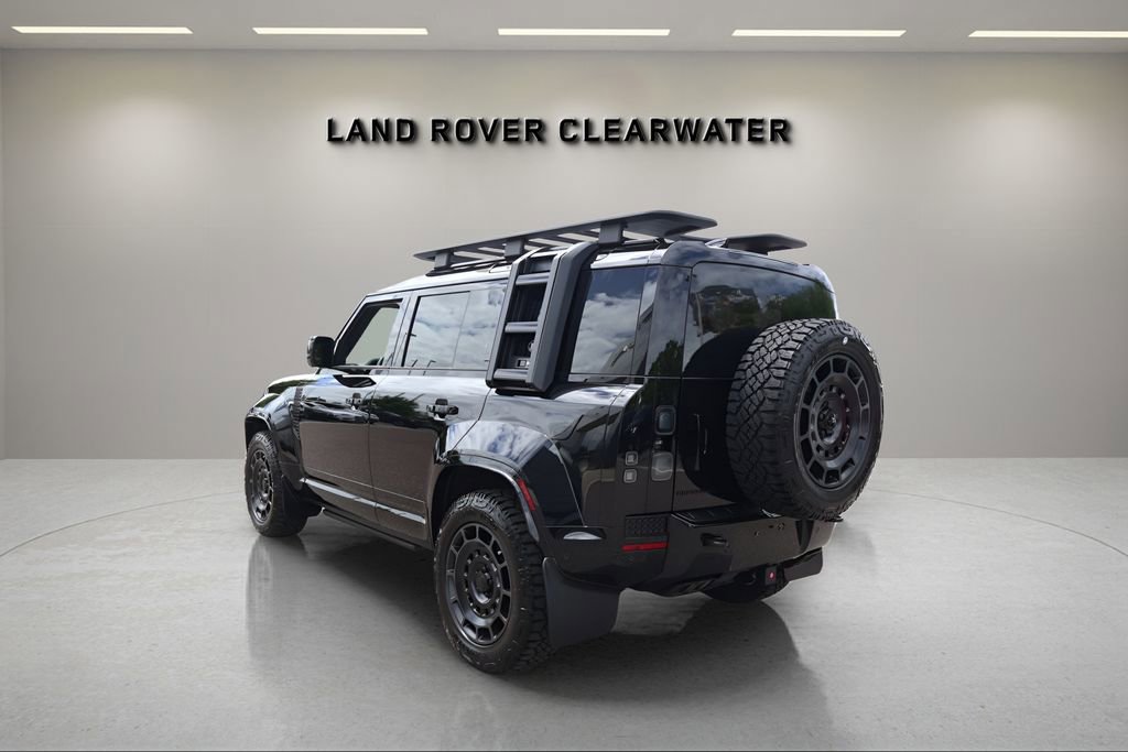 New 2026 Land Rover Defender 110 OCTA image 3