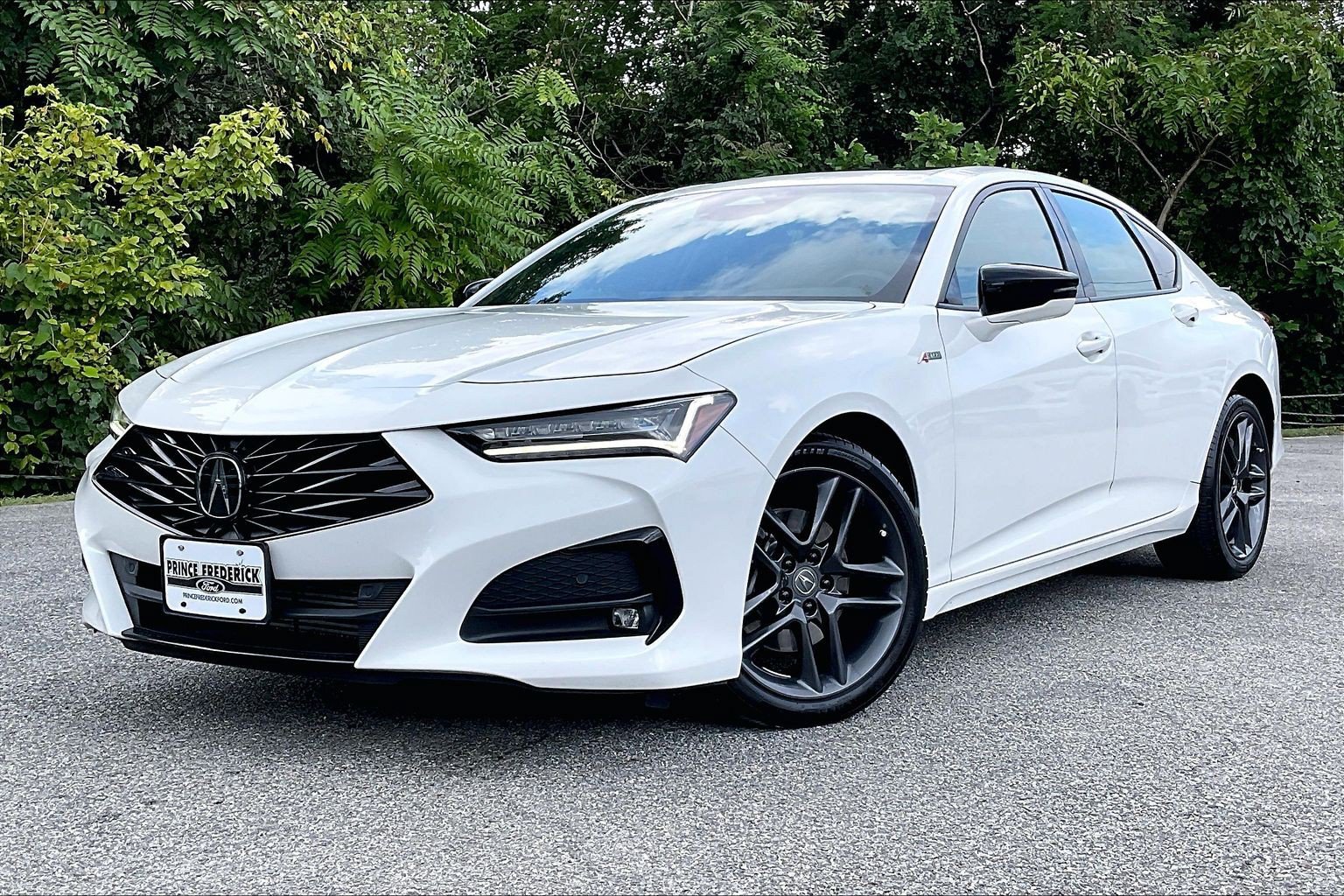 Used 2024 Acura TLX w/ A-SPEC Package AWD/4WD image 3