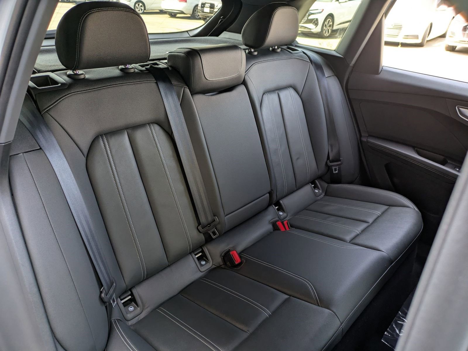 Used 2023 Audi Q4 e-tron Premium Plus w/ Premium Plus image 28