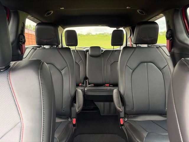 New 2027 Chrysler Pacifica Select AWD/4WD image 20