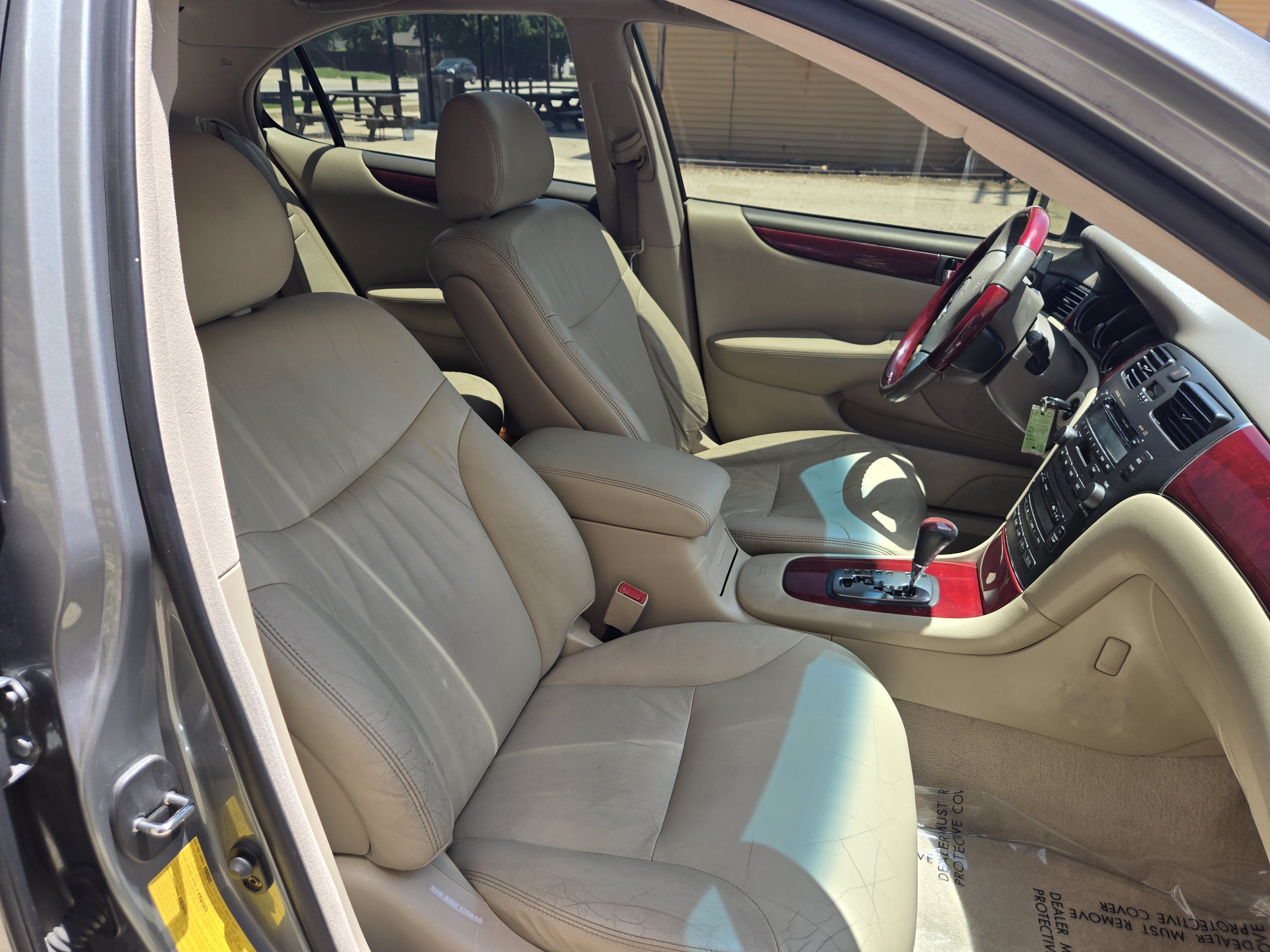 Used 2003 Lexus ES 330 FWD image 9