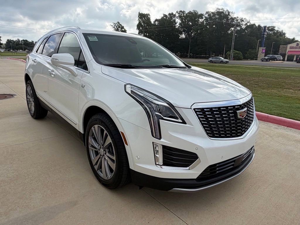 New 2026 Cadillac XT5 Premium Luxury w/ Driver Assist Package FWD image 9