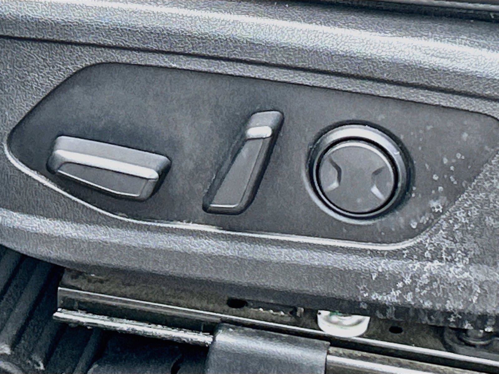 Used 2022 Kia Sorento S AWD/4WD image 25
