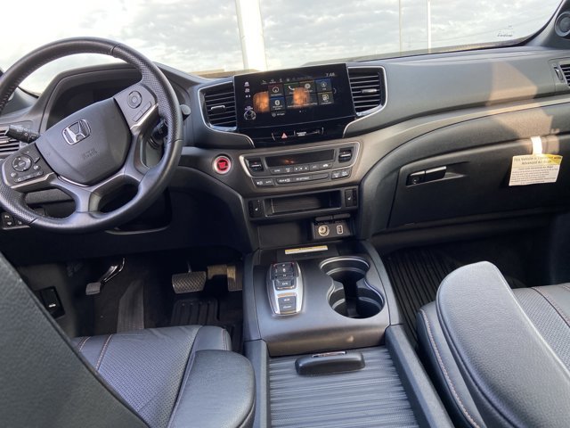 Used 2023 Honda Passport TrailSport image 15