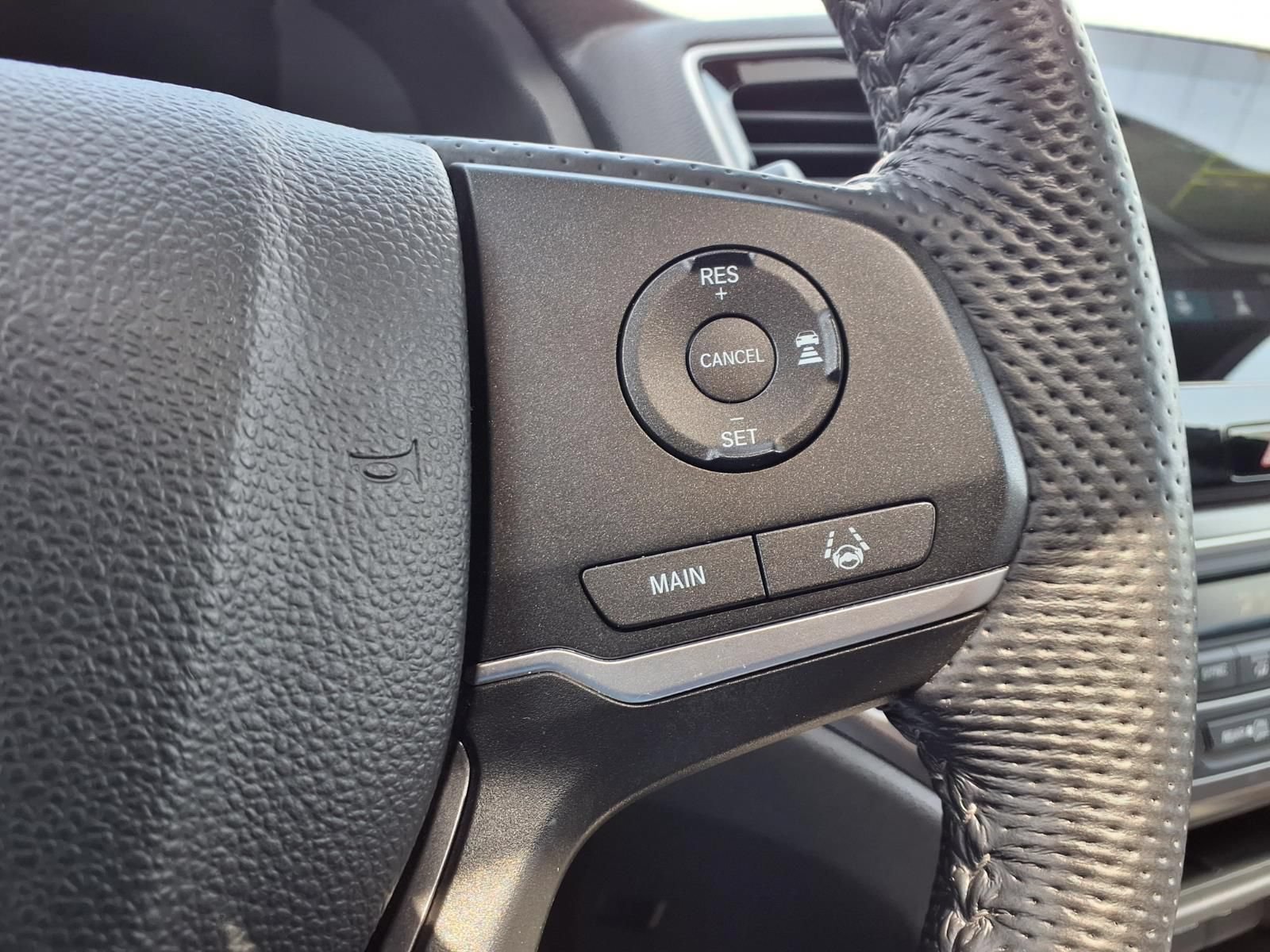 Used 2023 Honda Passport EX-L image 25