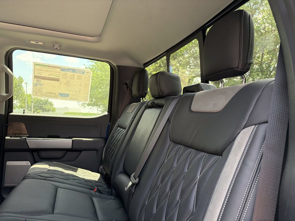 New 2026 Ford F250 Lariat w/ Black Appearance Package AWD/4WD image 21
