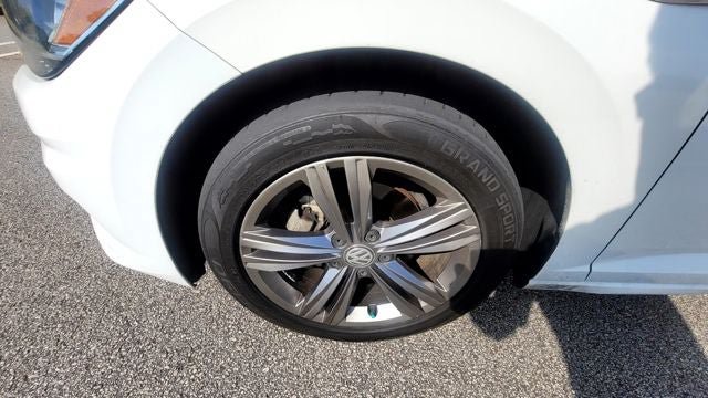 Used 2019 Volkswagen Jetta R-Line FWD image 7