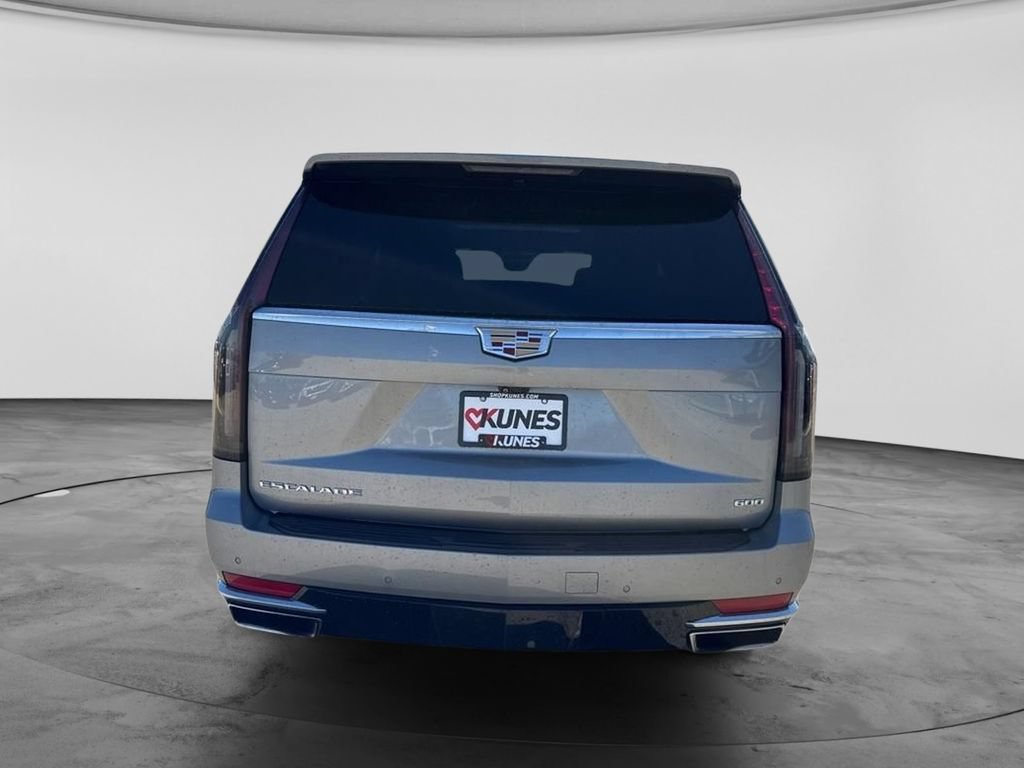 Used 2023 Cadillac Escalade Premium Luxury AWD/4WD image 10