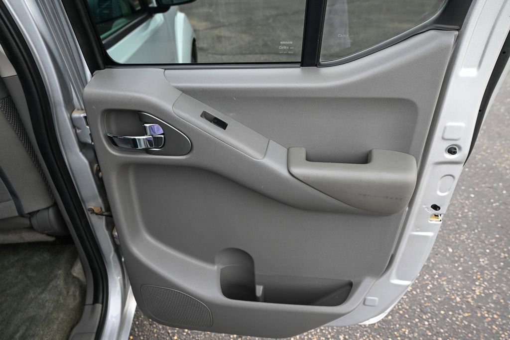 Used 2018 Nissan Frontier SV AWD/4WD image 29