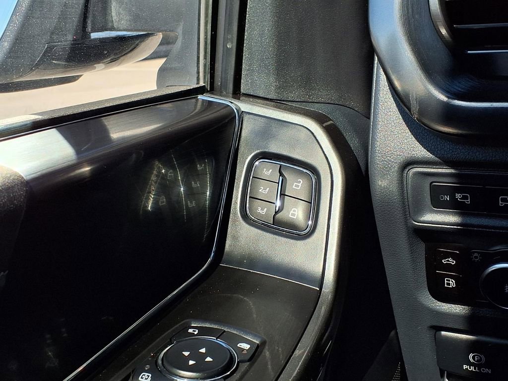 Used 2023 Ford F150 Lariat w/ Equipment Group 502A High image 40