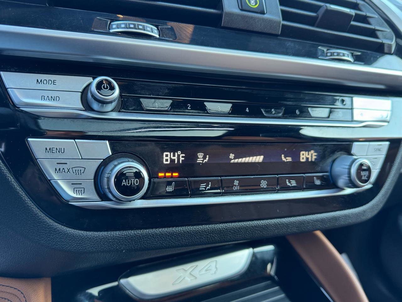 Used 2021 BMW X4 xDrive30i w/ Premium Package image 20