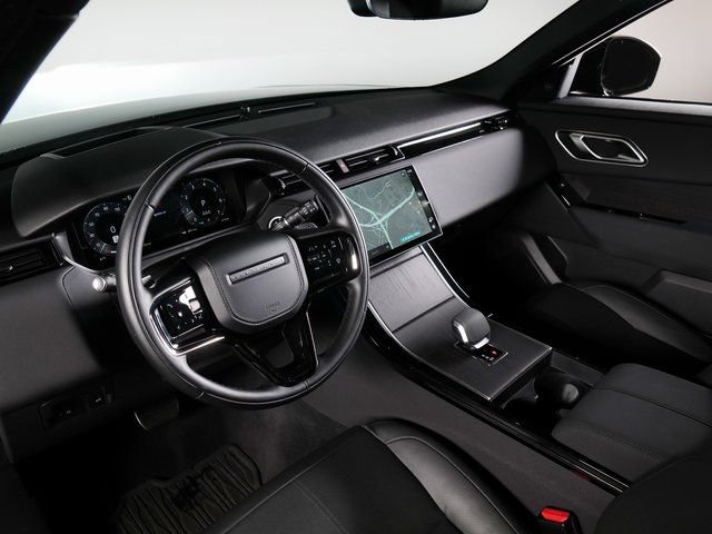 Used 2025 Land Rover Range Rover Velar Dynamic SE AWD/4WD image 17