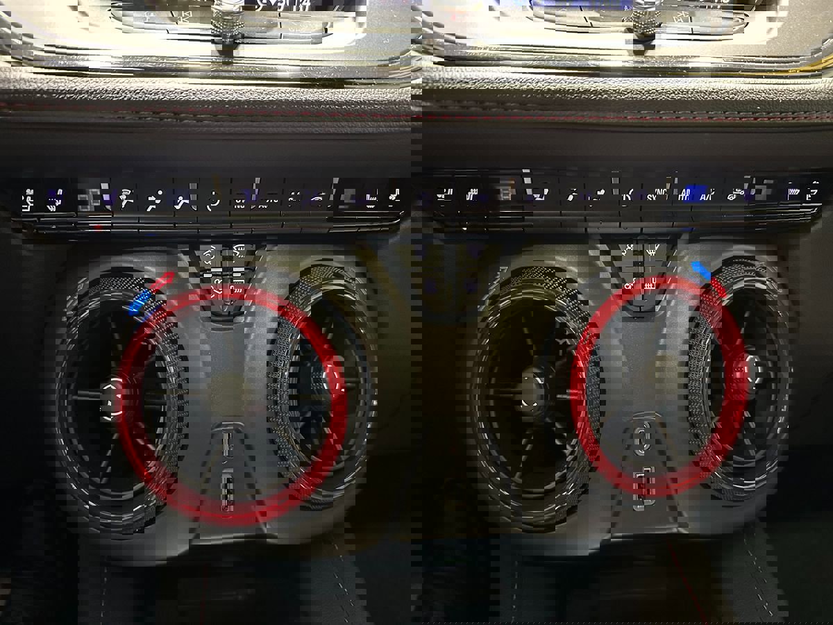 Used 2022 Chevrolet Blazer RS image 38