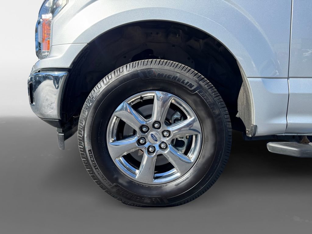 Used 2018 Ford F150 XLT w/ Equipment Group 302A Luxury image 16