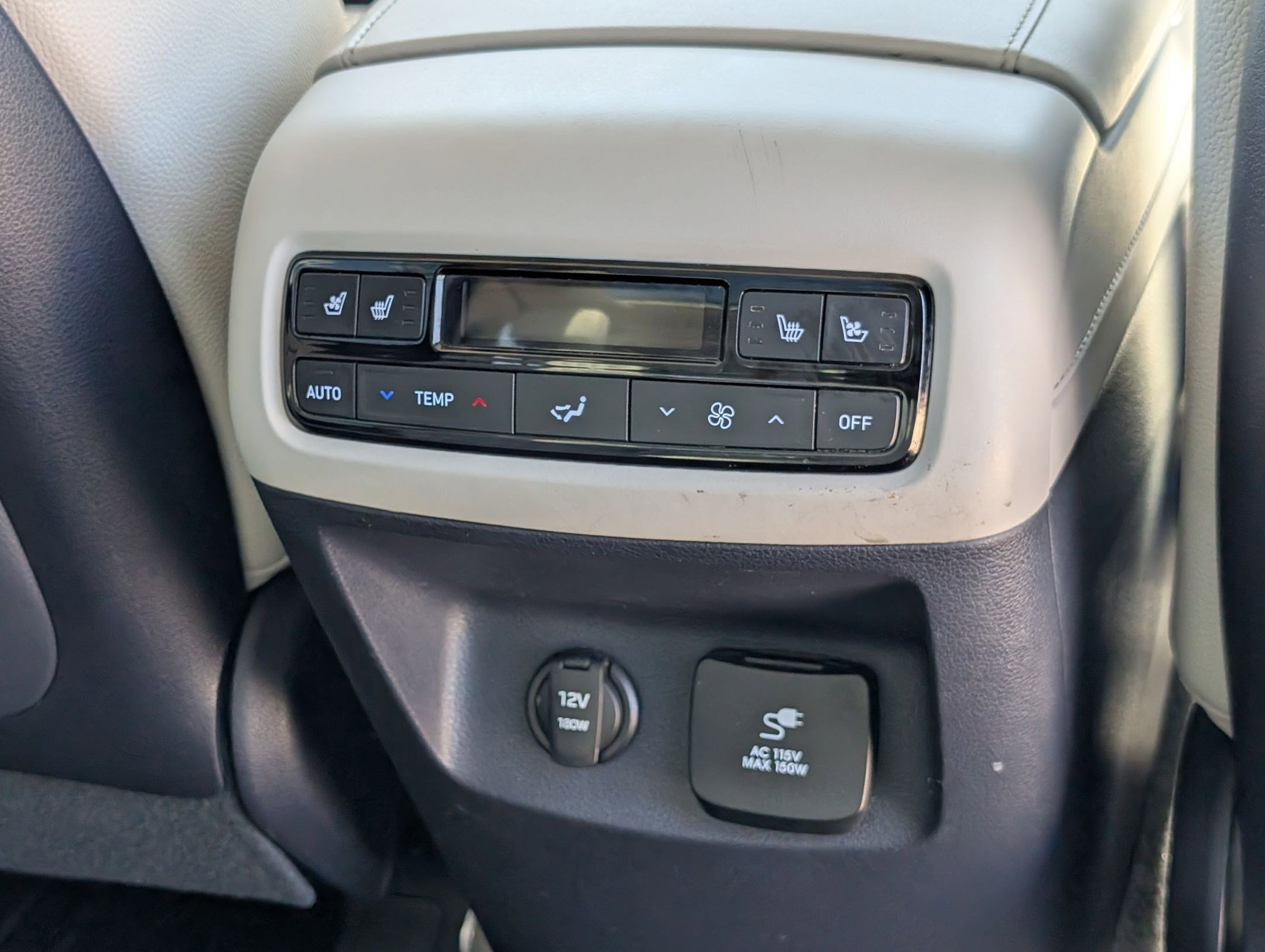 Used 2024 Hyundai Palisade Limited AWD/4WD image 29
