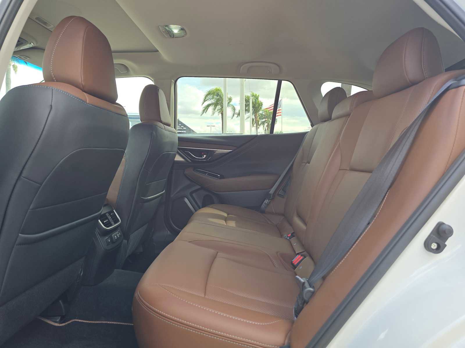 Used 2022 Subaru Outback Touring XT AWD/4WD image 17