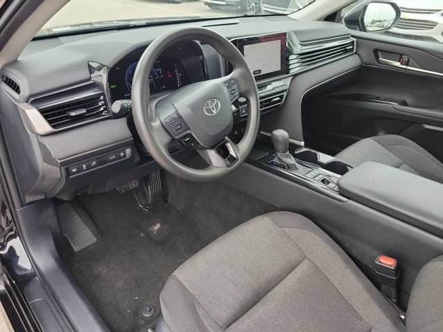 Used 2025 Toyota Camry LE FWD image 19