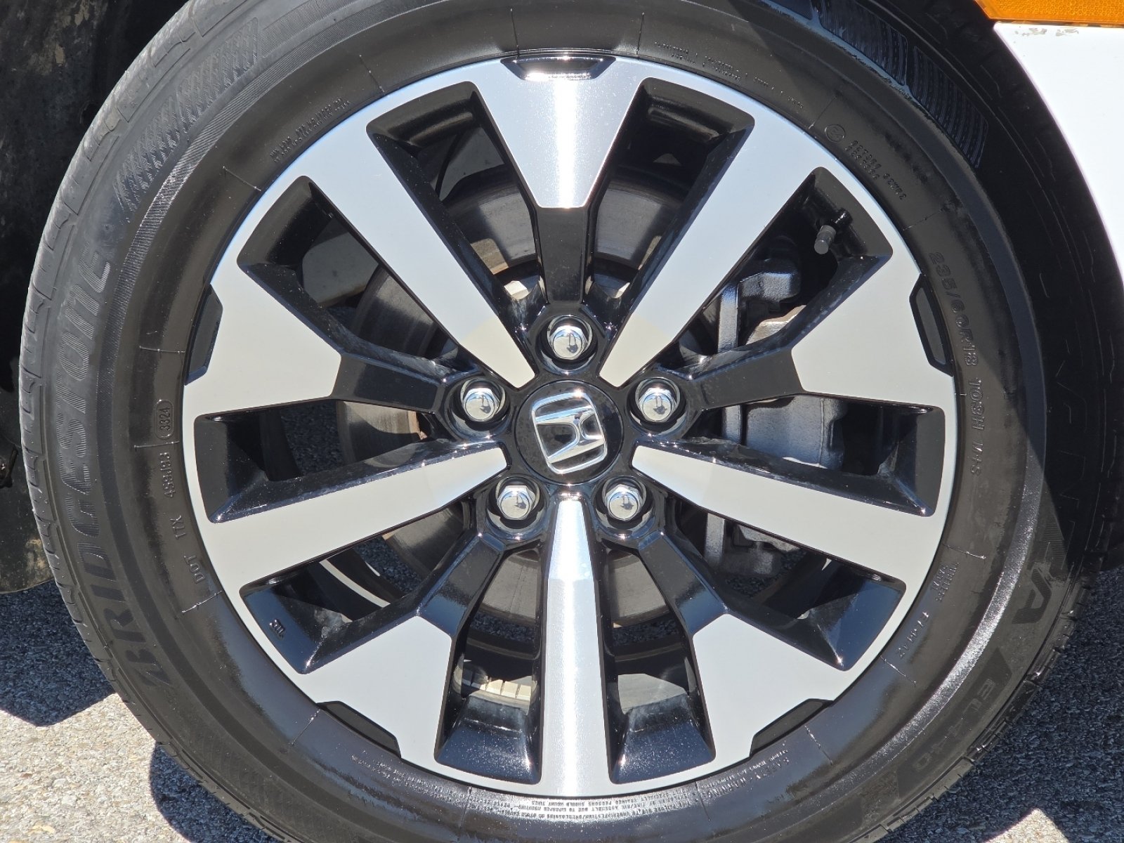 Used 2025 Honda Odyssey EX-L image 11