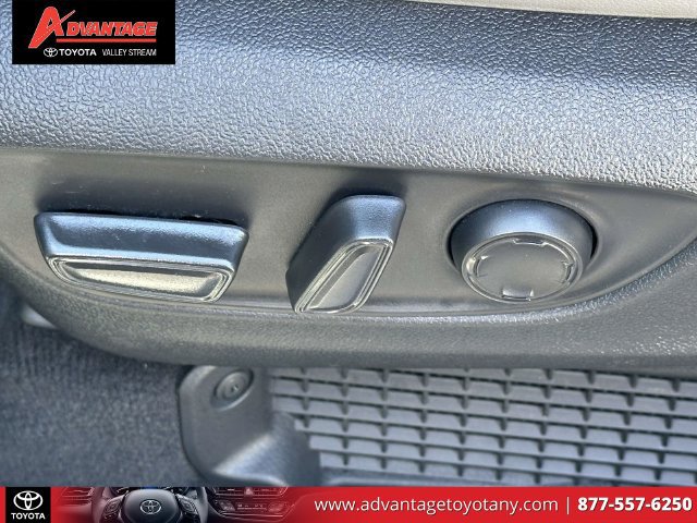 Certified 2026 Toyota Sienna XLE AWD/4WD image 22