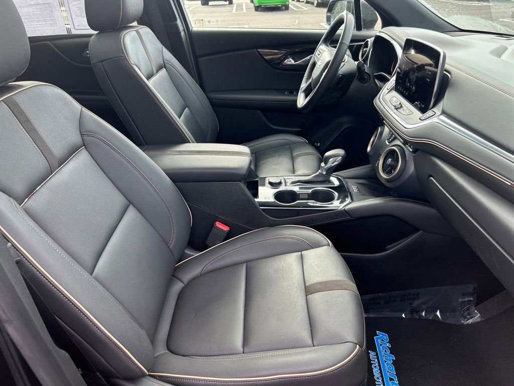 Used 2023 Chevrolet Blazer Premier w/ Driver Confidence II Package image 16