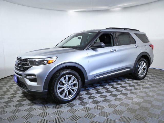 Certified 2020 Ford Explorer XLT w/ Equipment Group 202A image 5