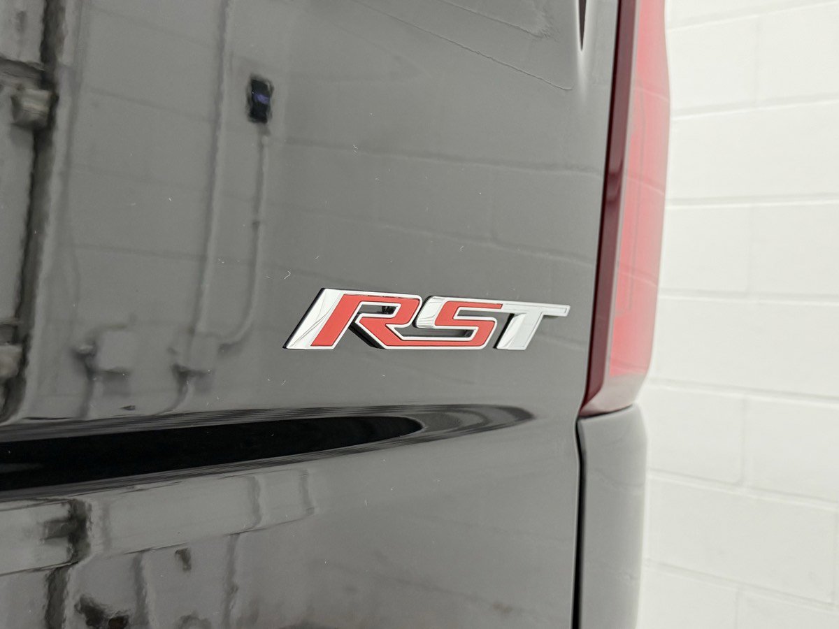 Used 2024 Chevrolet Silverado 1500 RST w/ Convenience Package II image 10