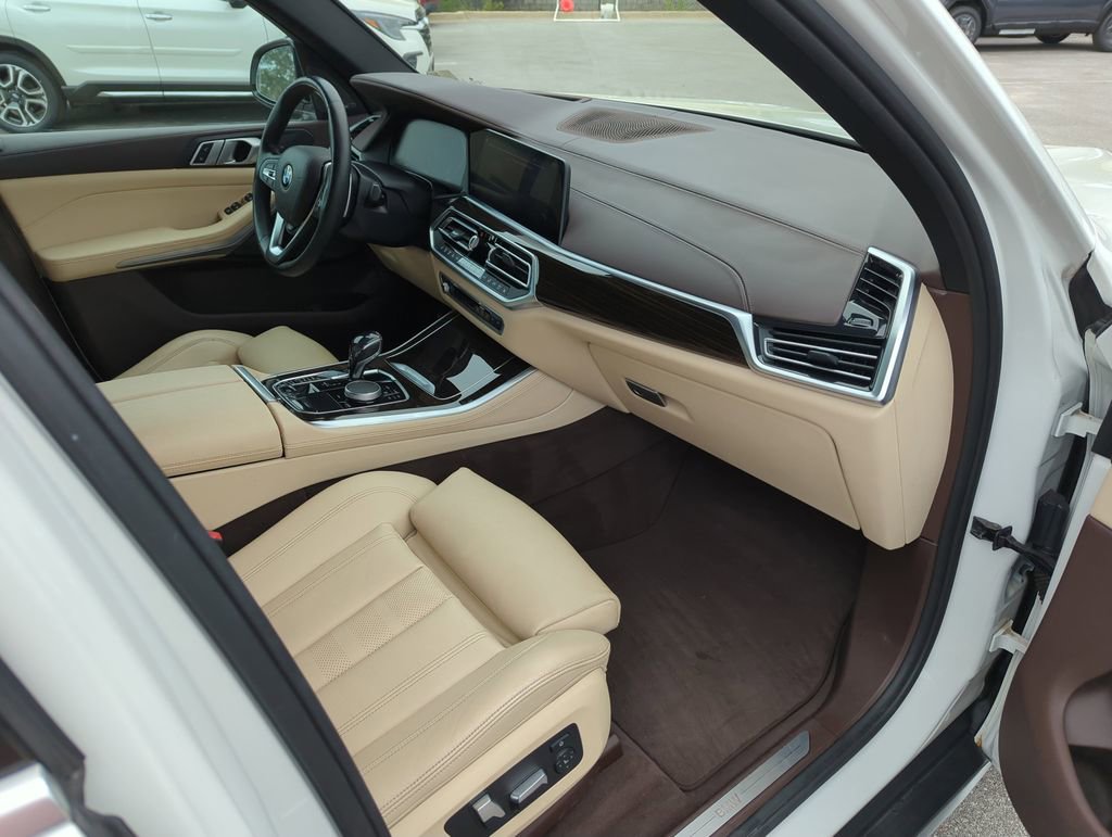 Used 2019 BMW X5 xDrive40i w/ Premium Package 2 image 35