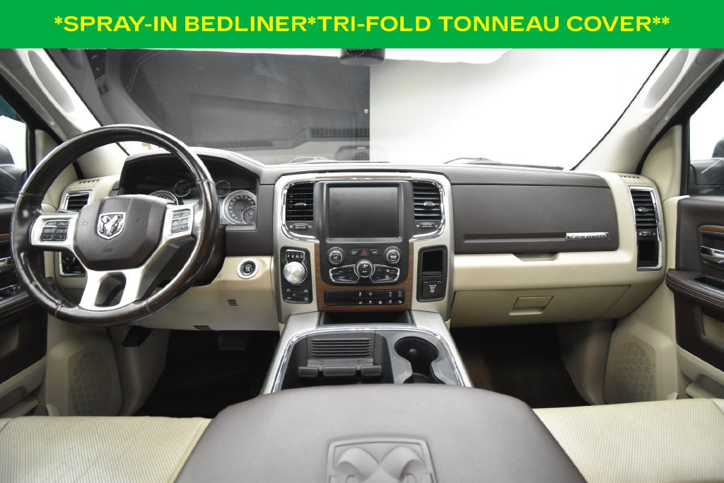 Used 2016 RAM 1500 Laramie w/ Convenience Group AWD/4WD image 3