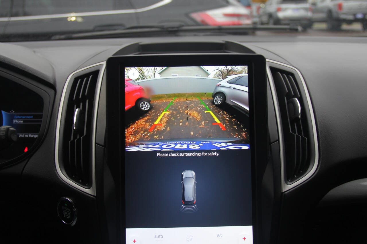 Certified 2023 Ford Edge SEL image 30