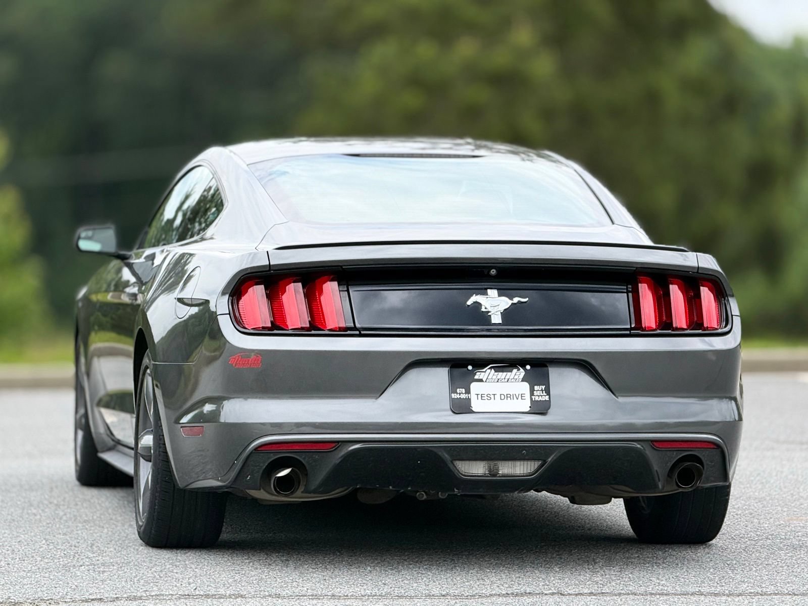 Used 2016 Ford Mustang Coupe w/ Equipment Group 051A RWD image 5