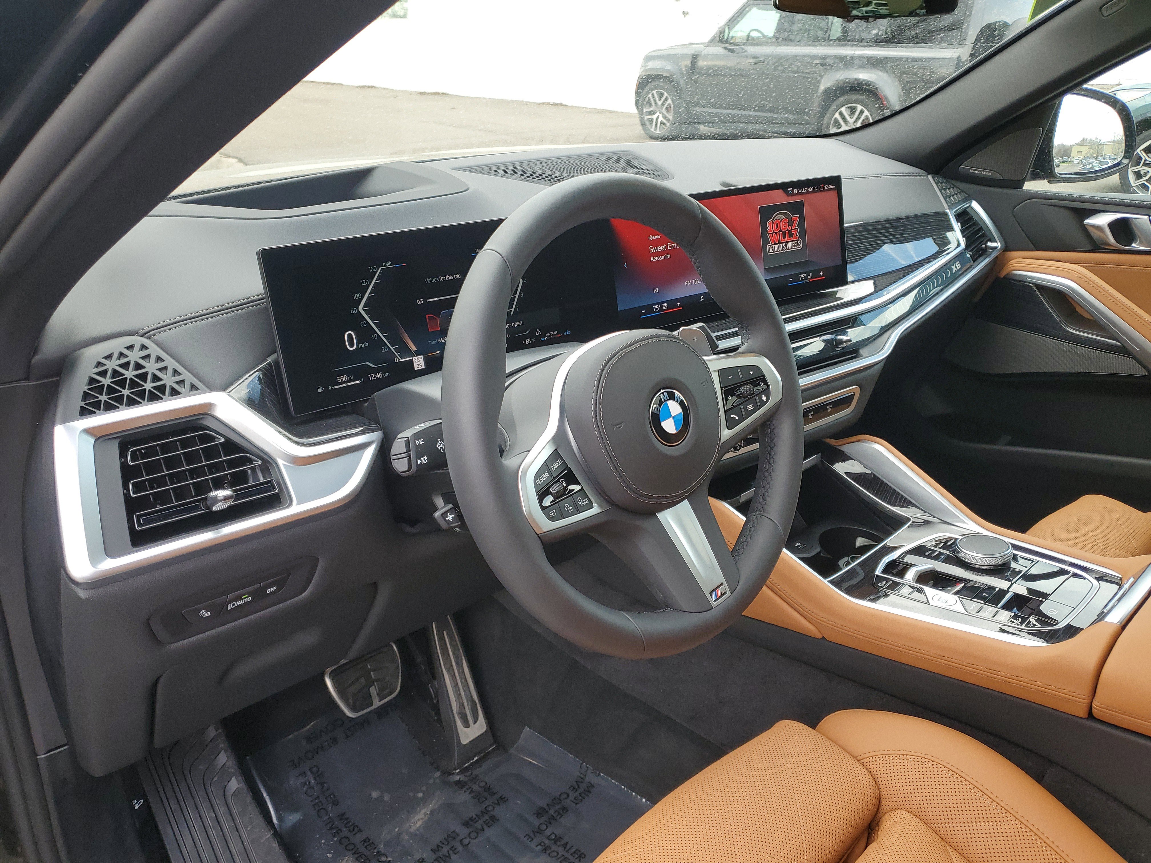 Certified 2026 BMW X6 xDrive40i w/ Climate Comfort Package AWD/4WD image 10