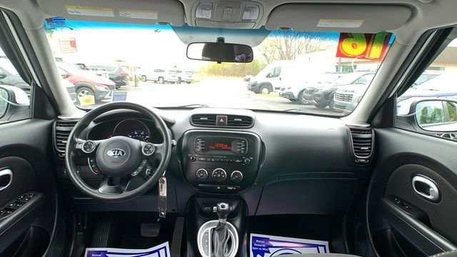 Used 2016 Kia Soul FWD image 19