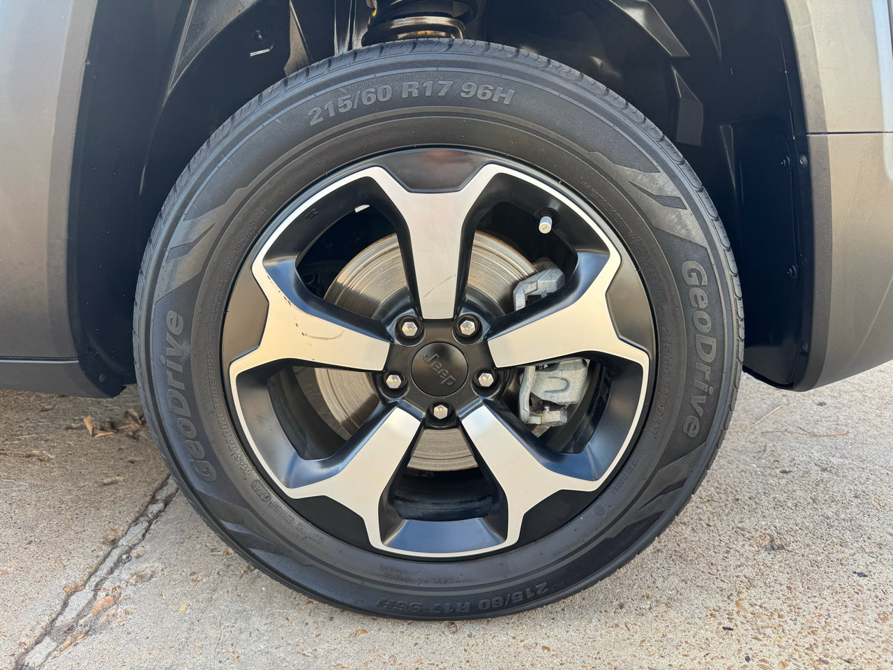 Used 2020 Jeep Renegade Trailhawk w/ Cold Weather Group image 22